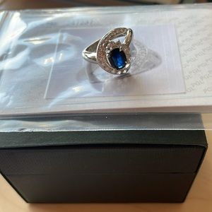 Genuine Sapphire platinum ring 1.5 carat